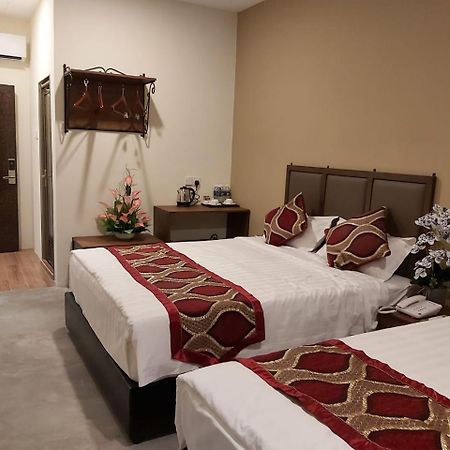 Kb Hotel Kepala Batas  Esterno foto