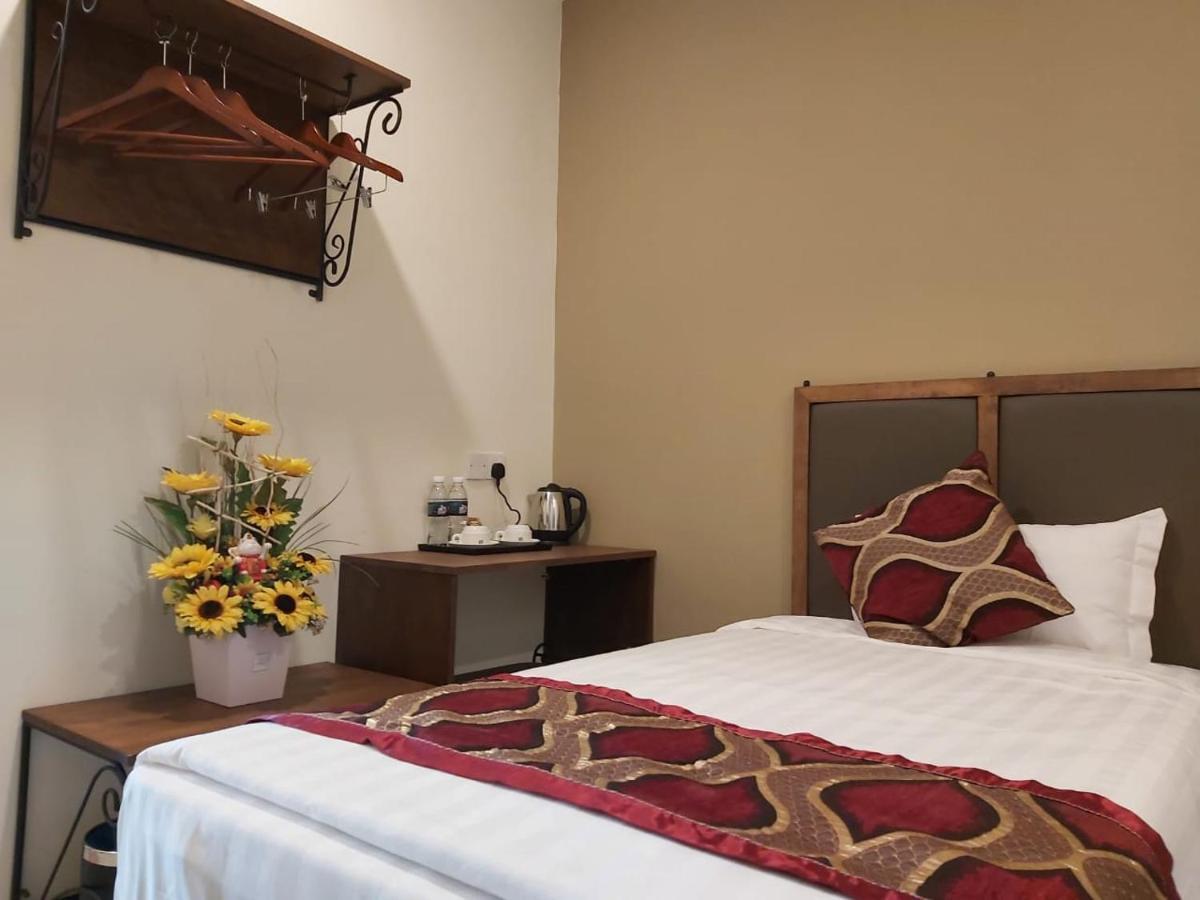 Kb Hotel Kepala Batas  Esterno foto
