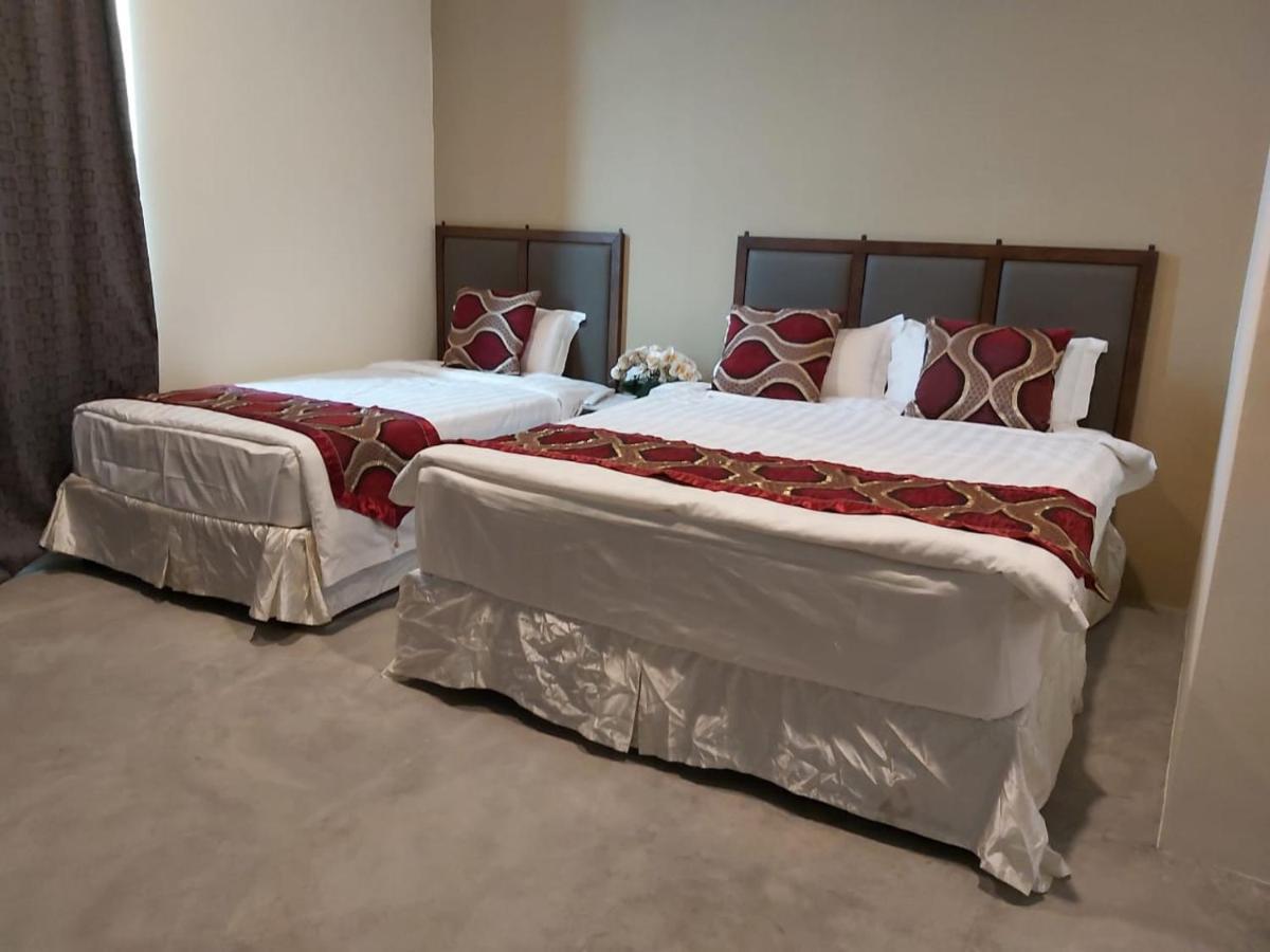Kb Hotel Kepala Batas  Esterno foto