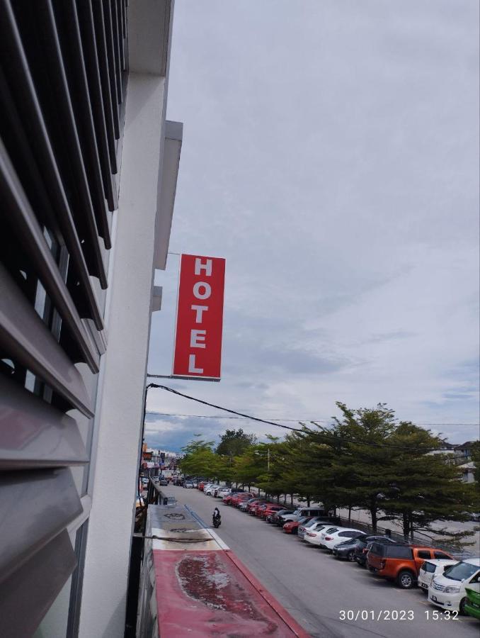 Kb Hotel Kepala Batas  Esterno foto